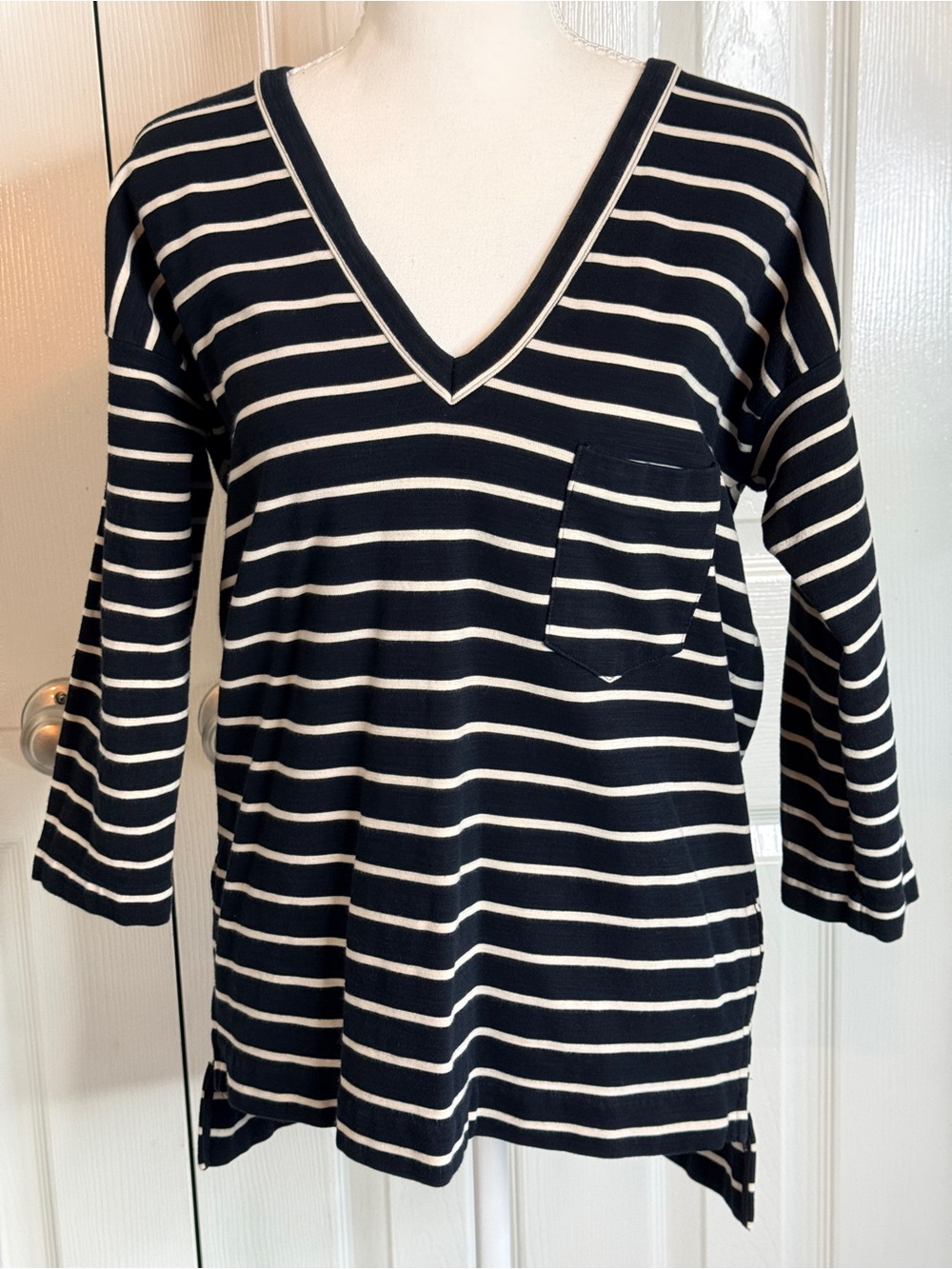 Madewell Slub Ponte Knit Striped Side Zip V-Neck Top - M
